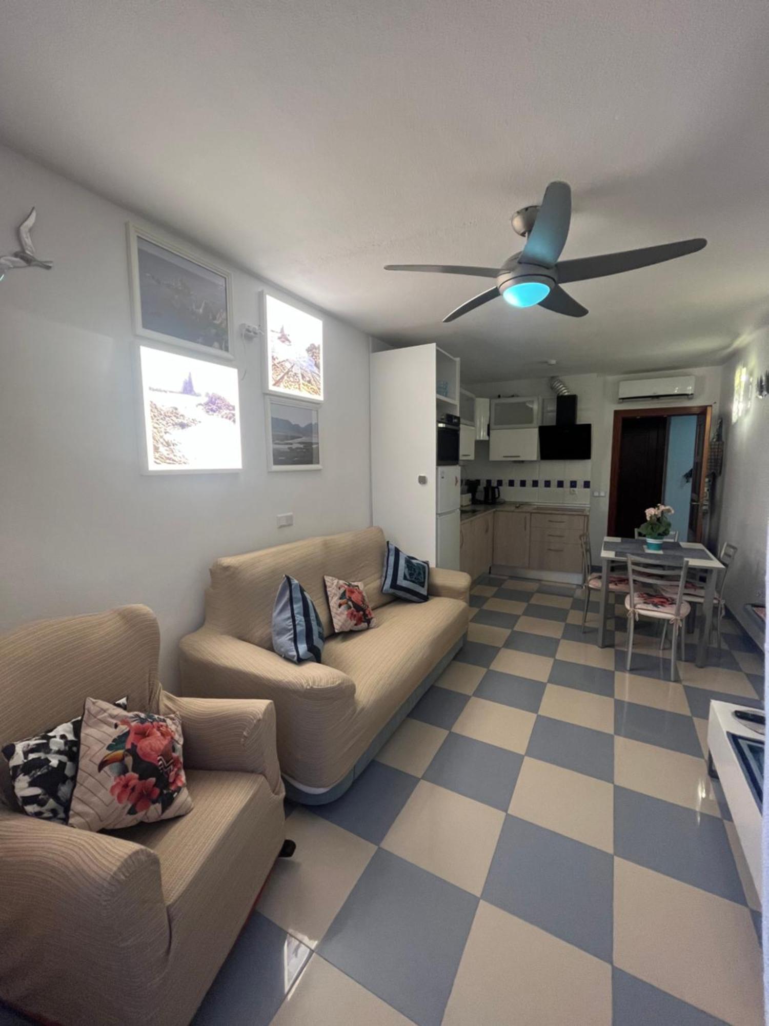 Fantastisches Apartment Am Meer Roquetas de Mar Exterior foto